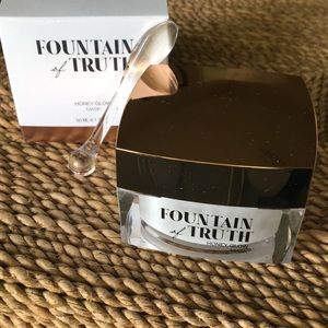 Fountain of Truth Honey Glow Mask